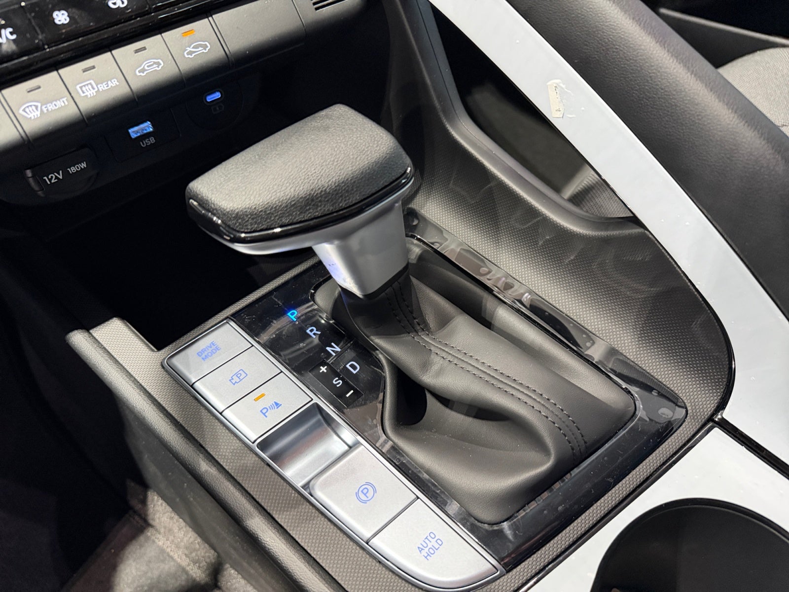 2026 Hyundai ELANTRA GLS PREMIUM DCT HEV