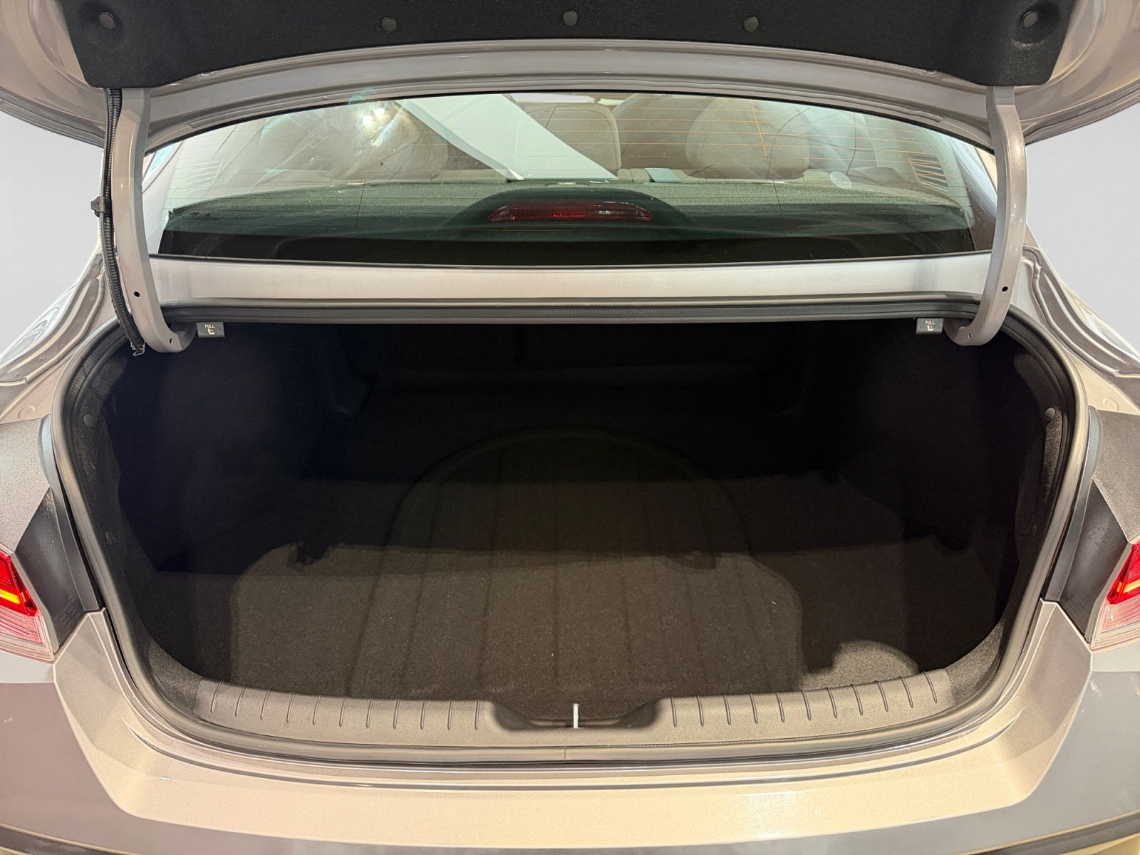 2026 Hyundai ELANTRA GLS PREMIUM DCT HEV