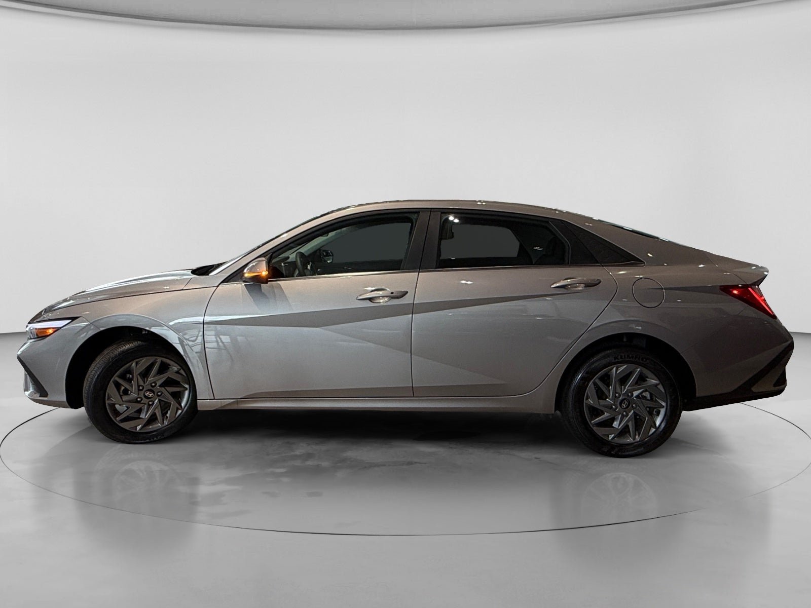 2026 Hyundai ELANTRA GLS PREMIUM DCT HEV