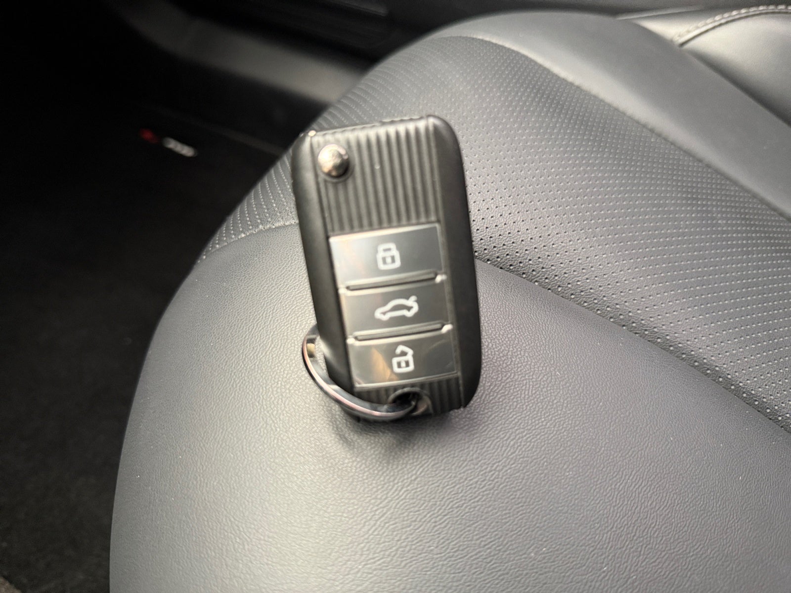 2024 MG MG 5 1.5L COM EXCITE MT