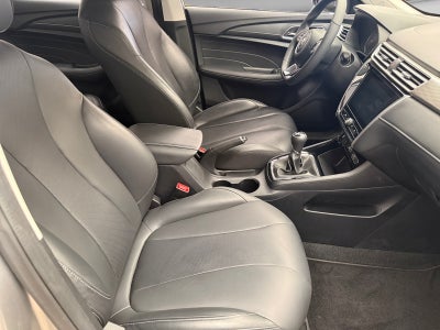 2024 MG MG 5 1.5L COM EXCITE MT