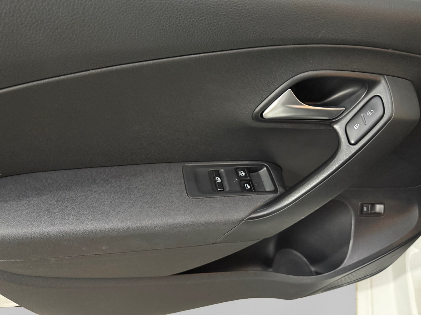 2019 Volkswagen VENTO COMFORTLINE STD.