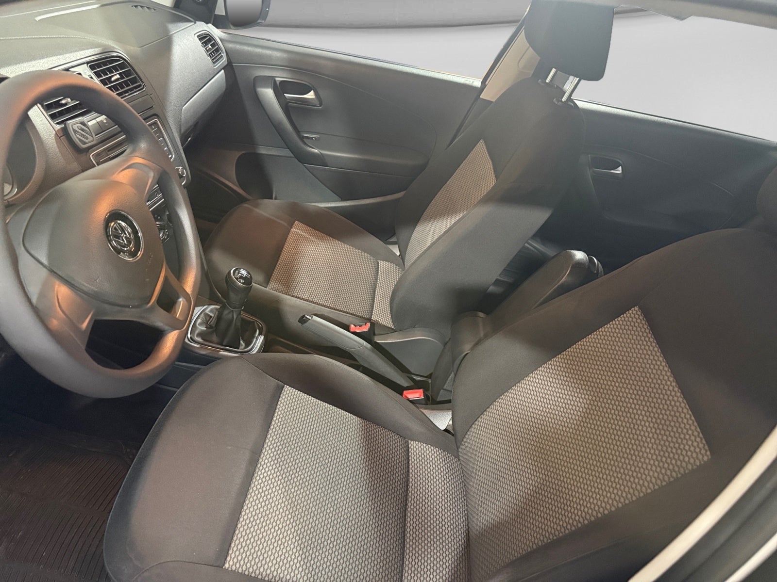 2019 Volkswagen VENTO COMFORTLINE STD.