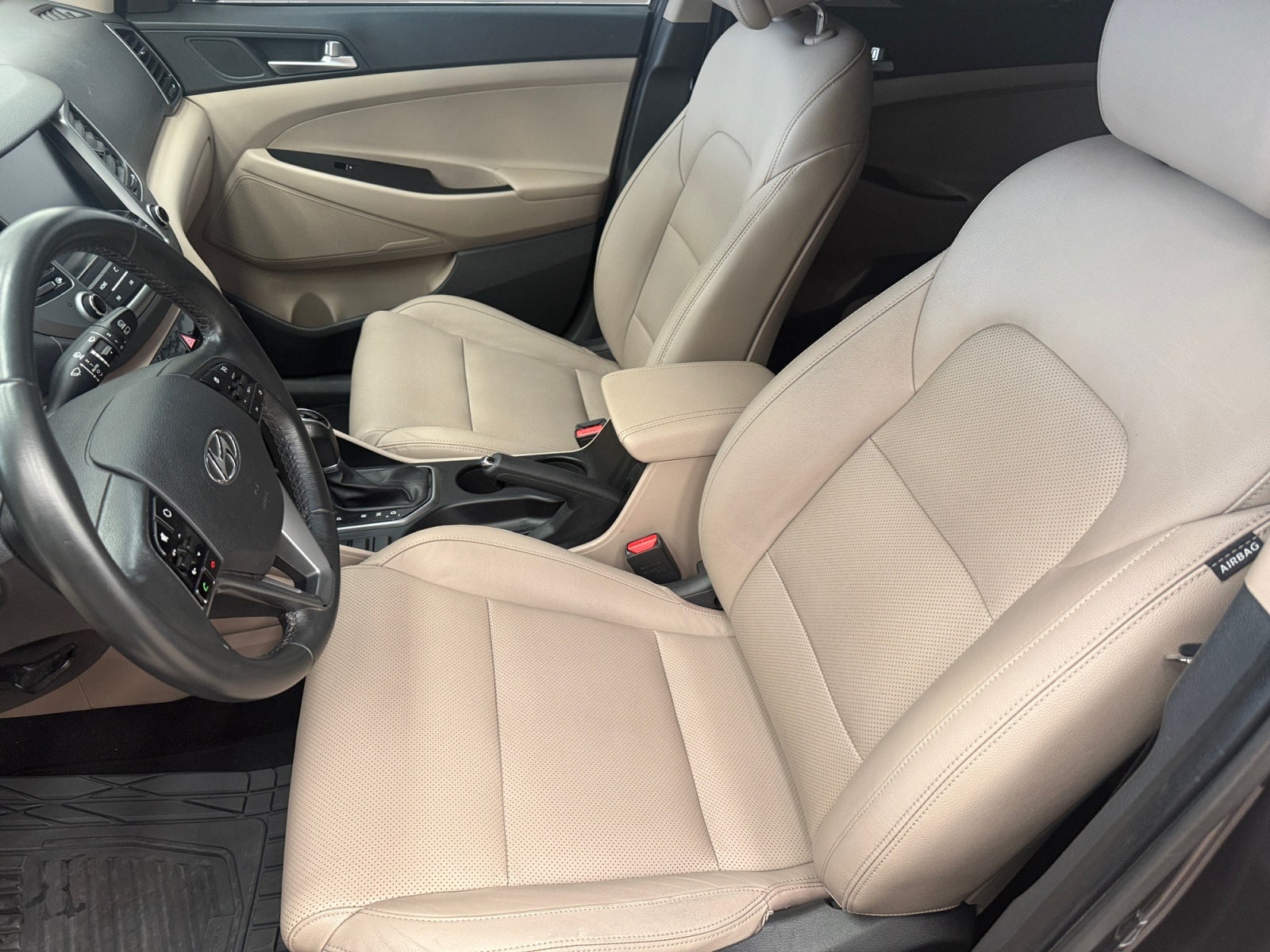 2018 Hyundai TUCSON TUCSON LIMITED AT