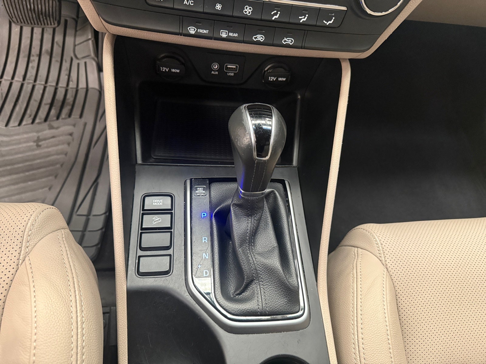 2018 Hyundai TUCSON TUCSON LIMITED AT