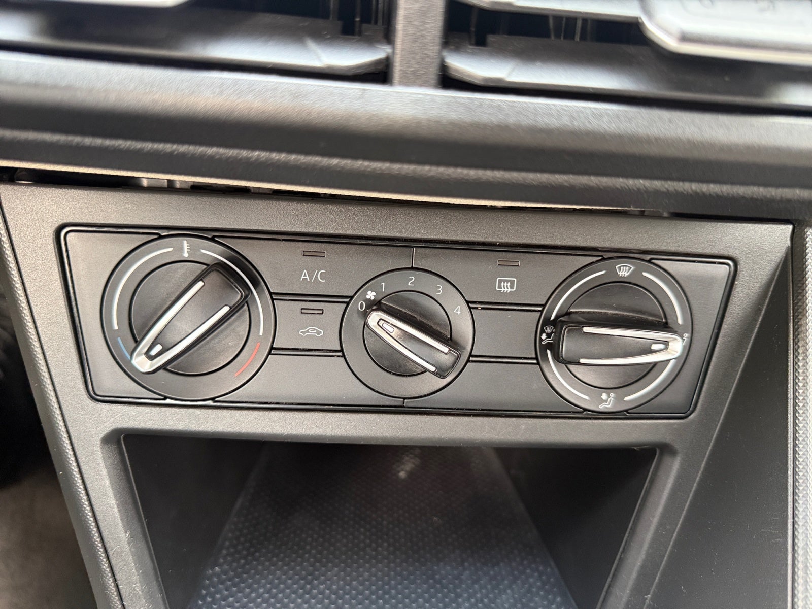 2024 Volkswagen VIRTUS VIRTUS TRENDLINE MOTOR 1.6L 110 HP TIPTRONIC 6 VEL.