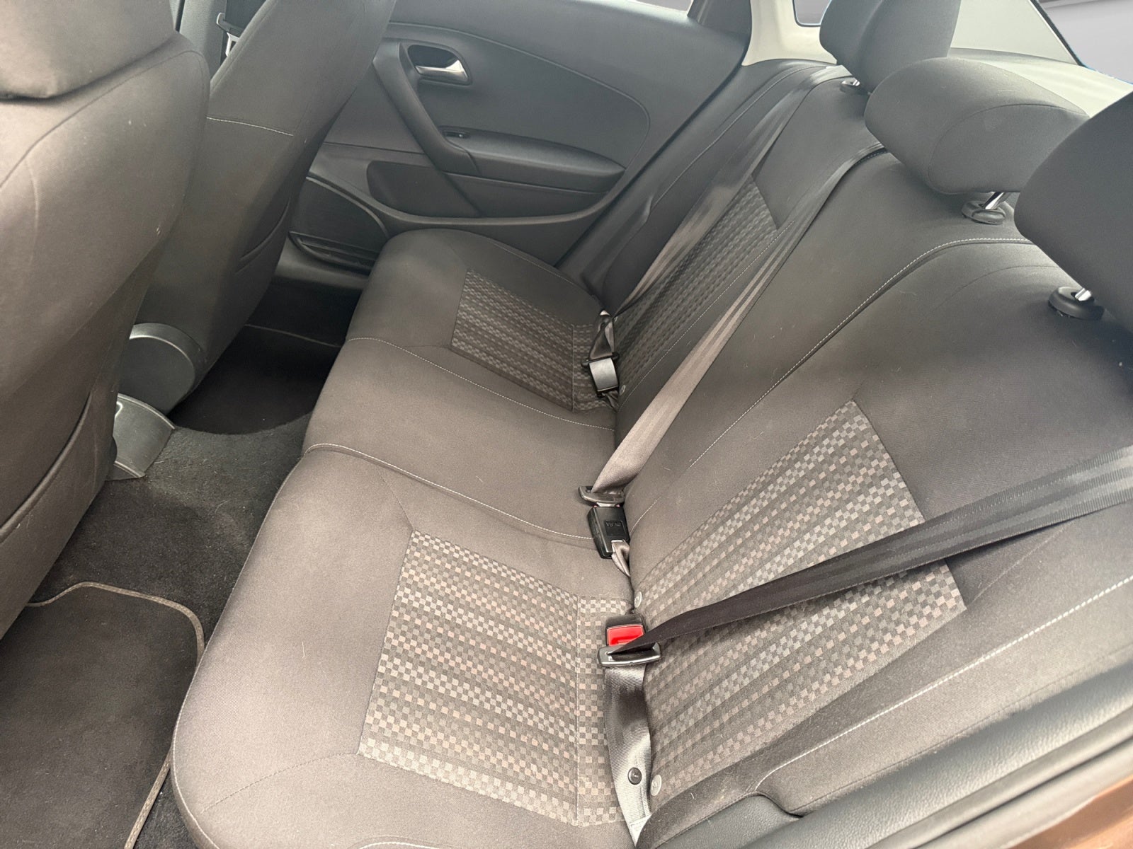 2017 Volkswagen VENTO STD.