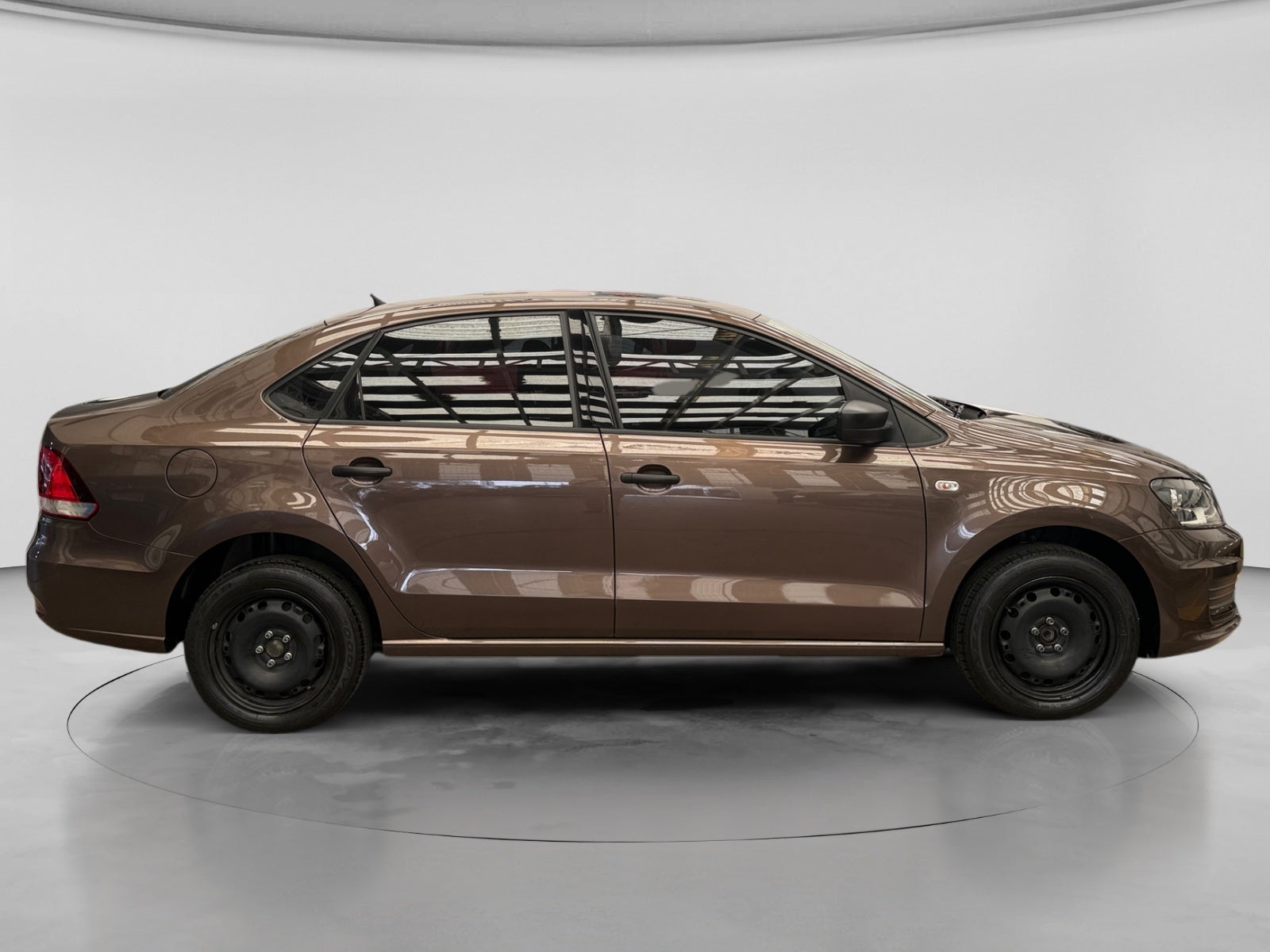 2017 Volkswagen VENTO STD.