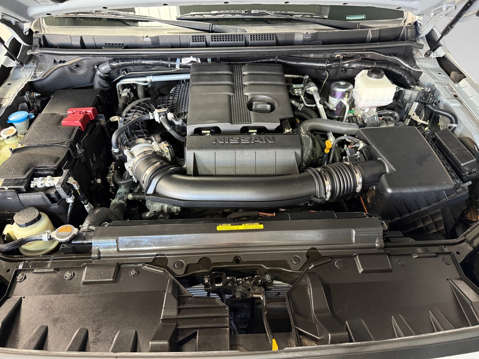 2025 Nissan FRONTIER V6 PRO-4X 25