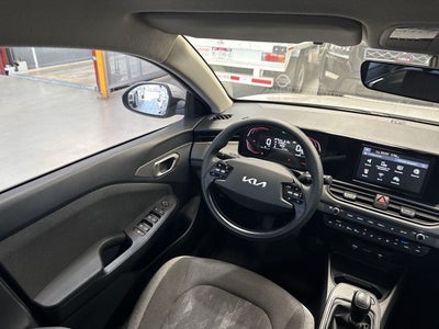 2025 Kia K3 LX MT
