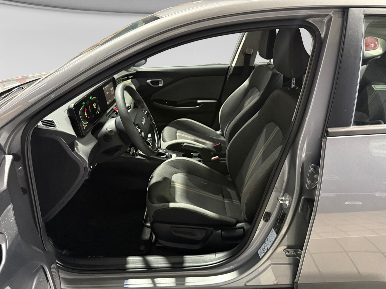 2024 Kia K3 EX AT