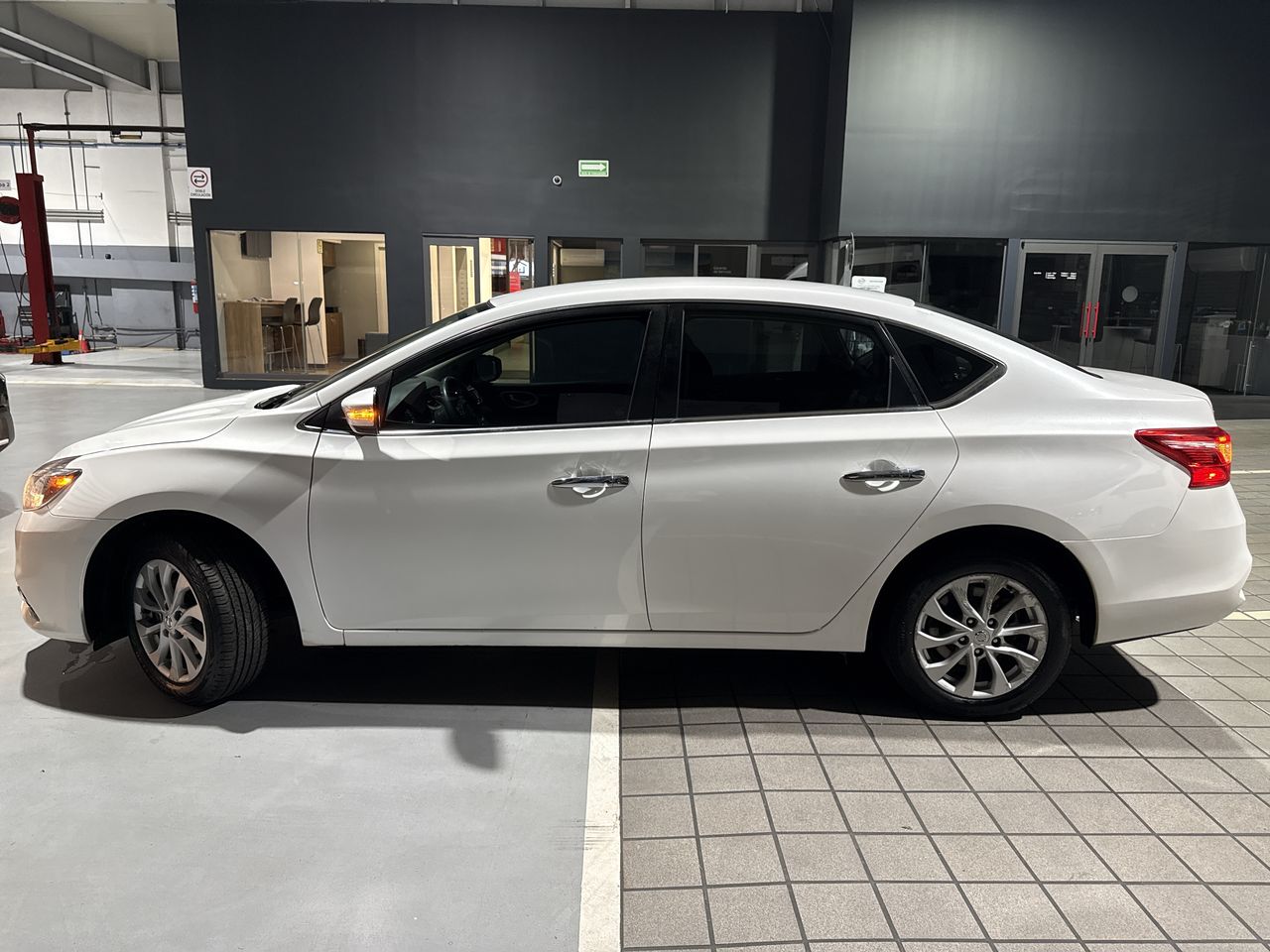 2017 Nissan SENTRA ADVANCE MT