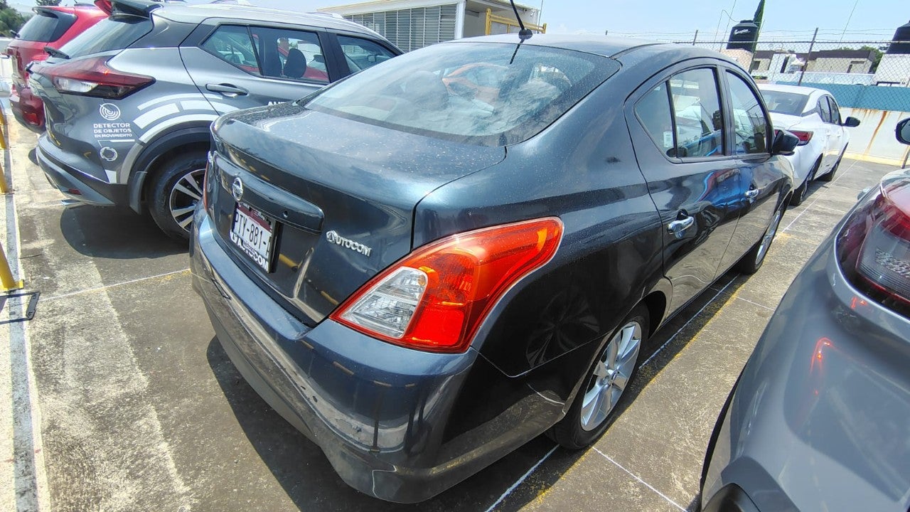 2017 Nissan VERSA ADVANCE MT AC