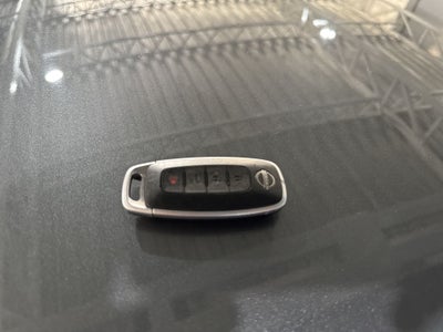 2023 Nissan VERSA ADVANCE CVT 23