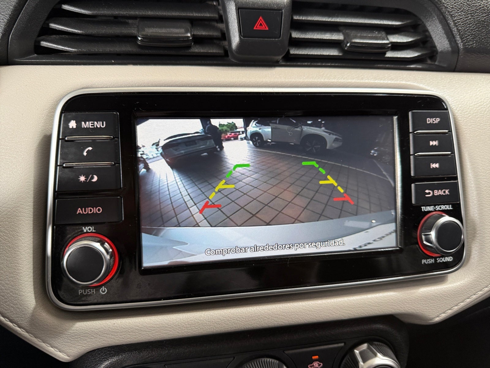 2022 Nissan VERSA ADVANCE MT 22