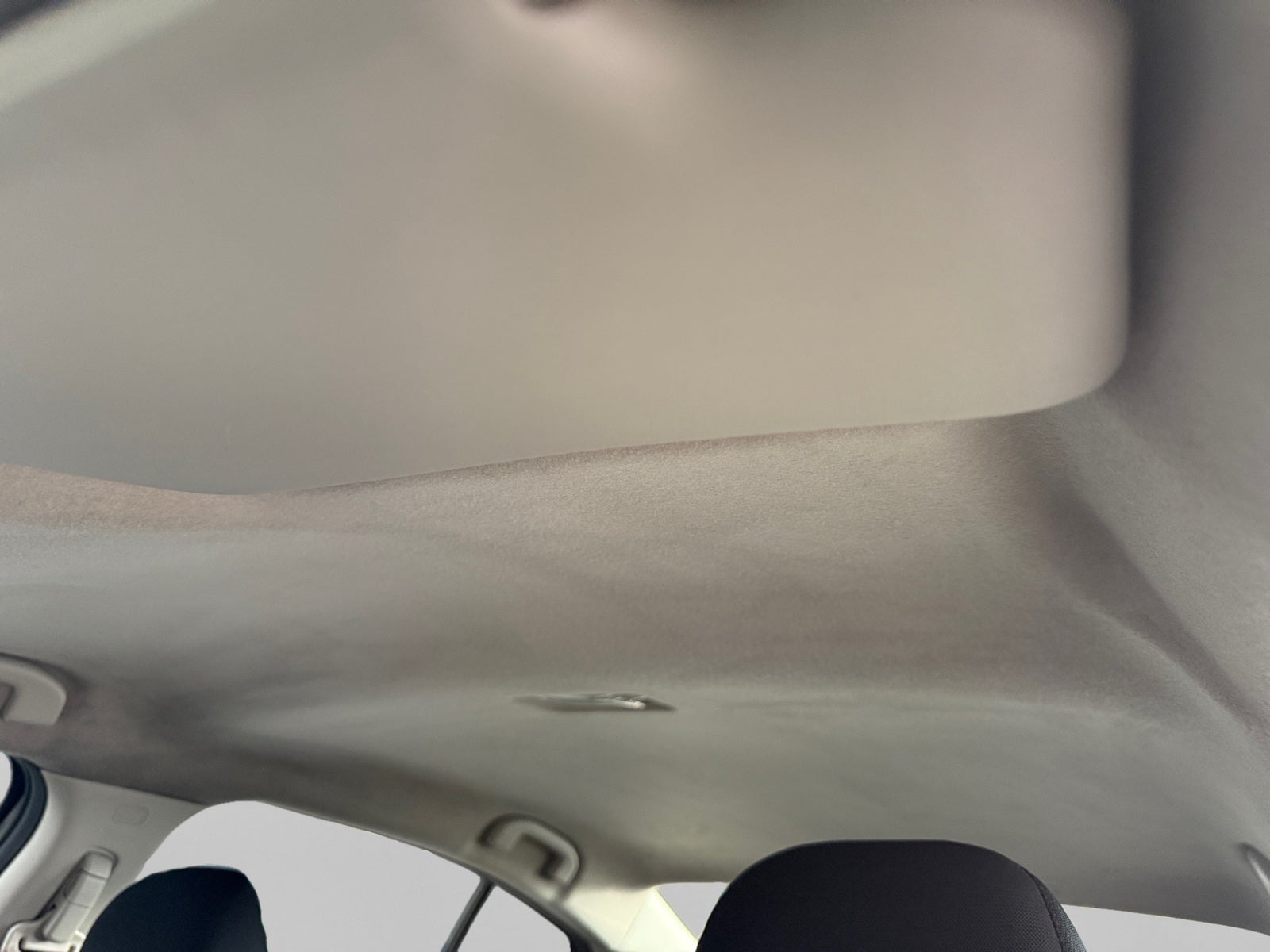 2022 Nissan VERSA ADVANCE MT 22