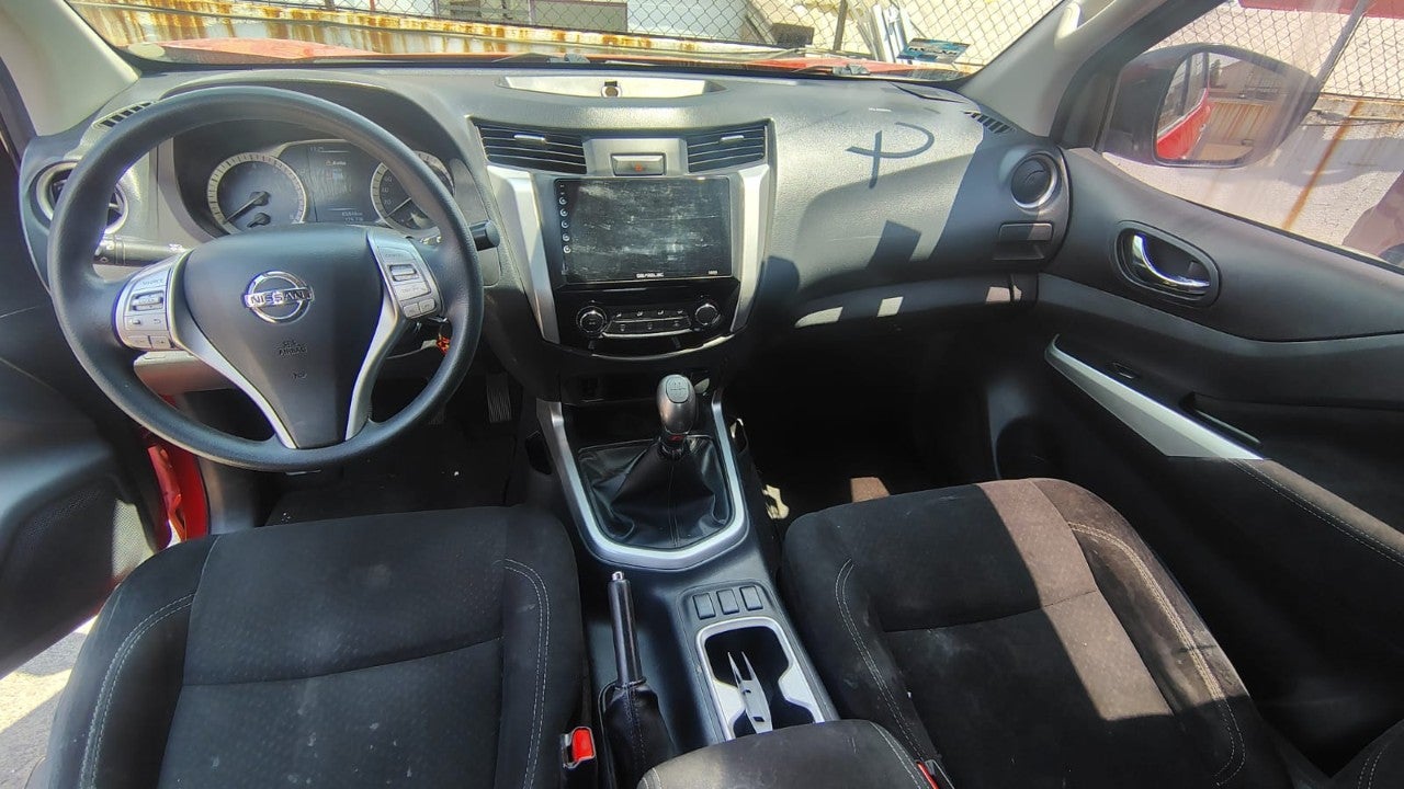 2018 Nissan FRONTIER LE TM AC