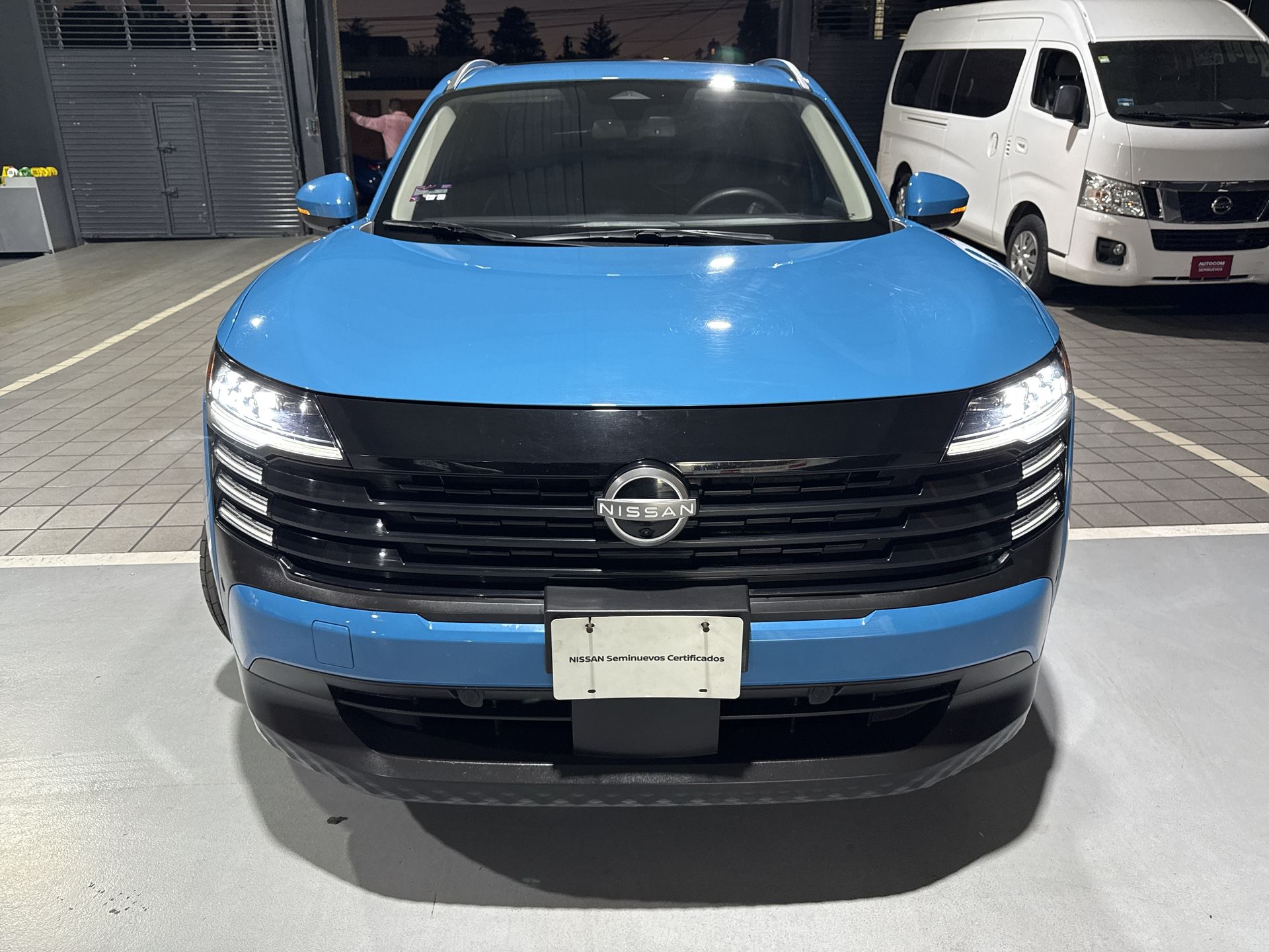 2025 Nissan KICKS PLATINUM CVT