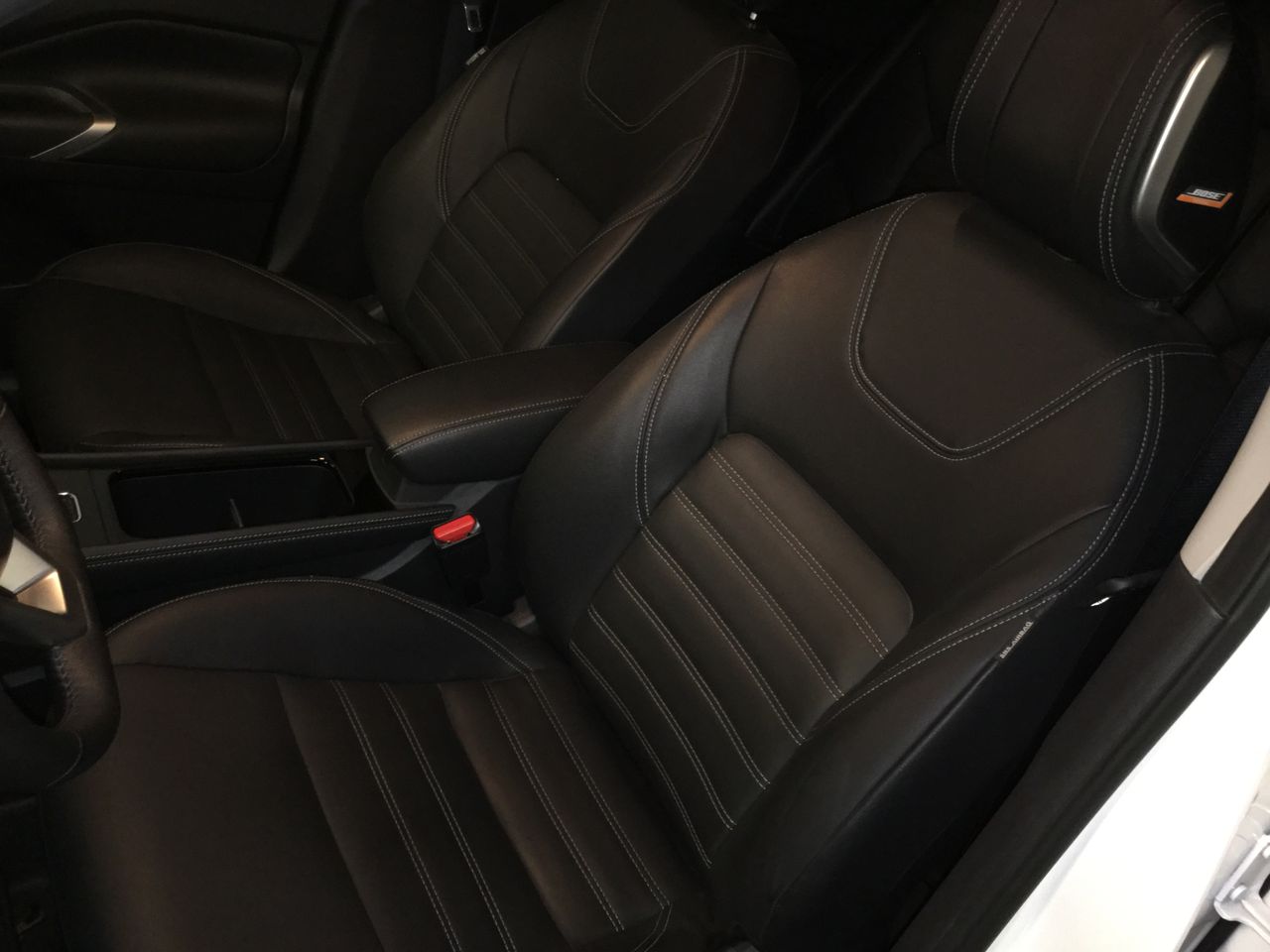 2021 Nissan KICKS PLATINUM BI-TONO 1.6 LTS CVT 21