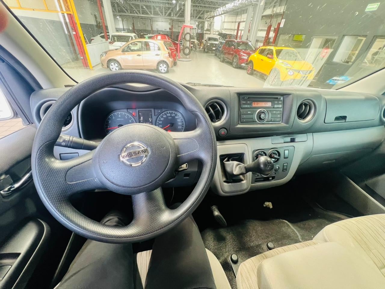 2015 Nissan NV350 URVAN 12 PAS A/A T/M