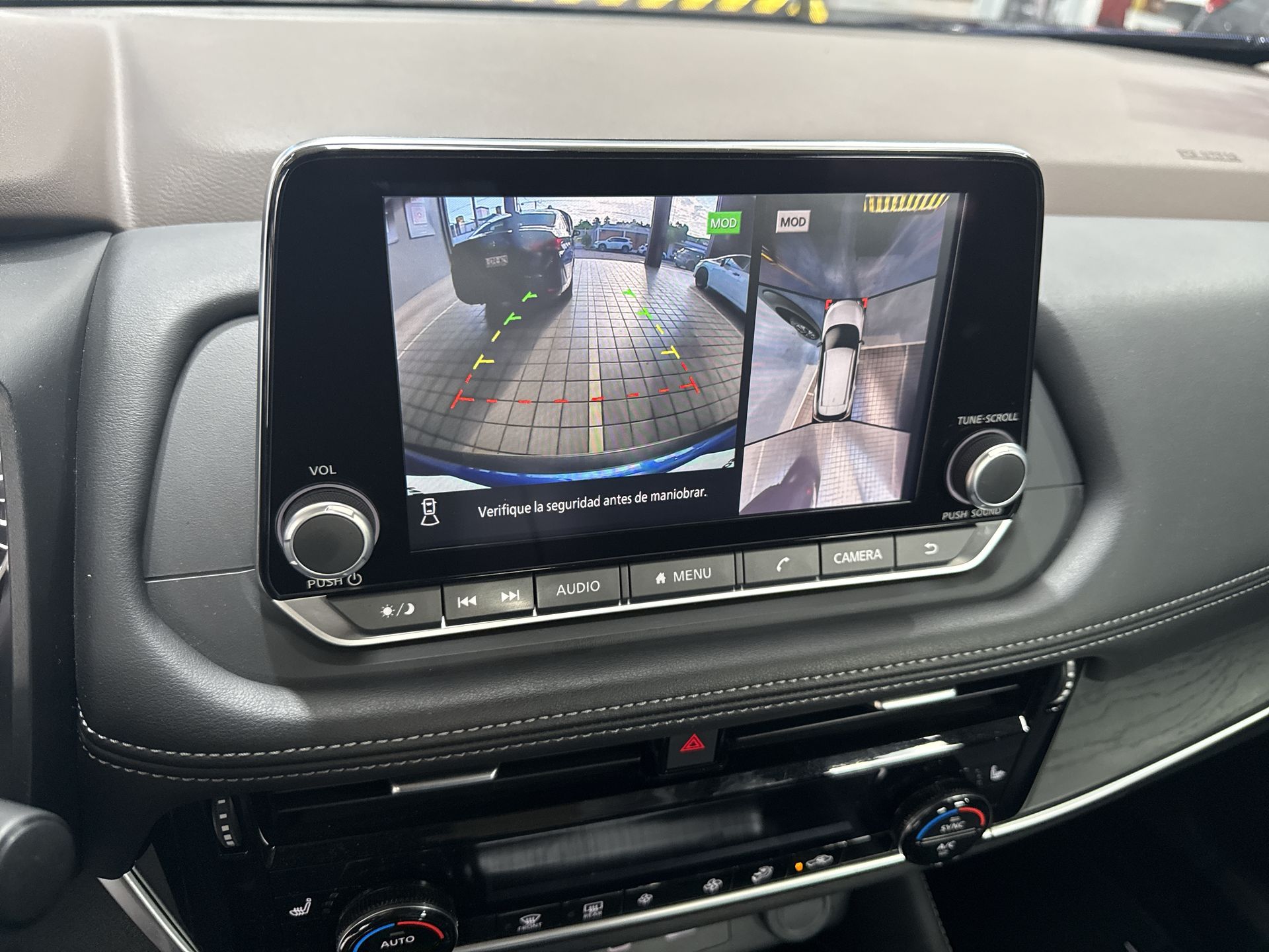 2025 Nissan X-TRAIL EXCLUSIVE 2 ROW 25