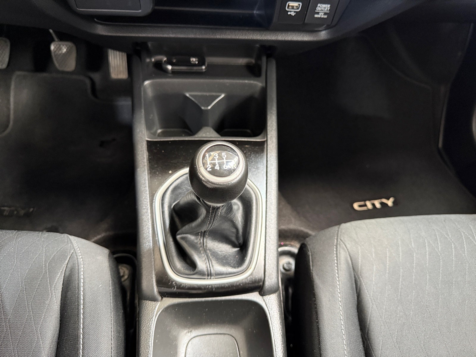 2022 Honda CITY UNIQ MT