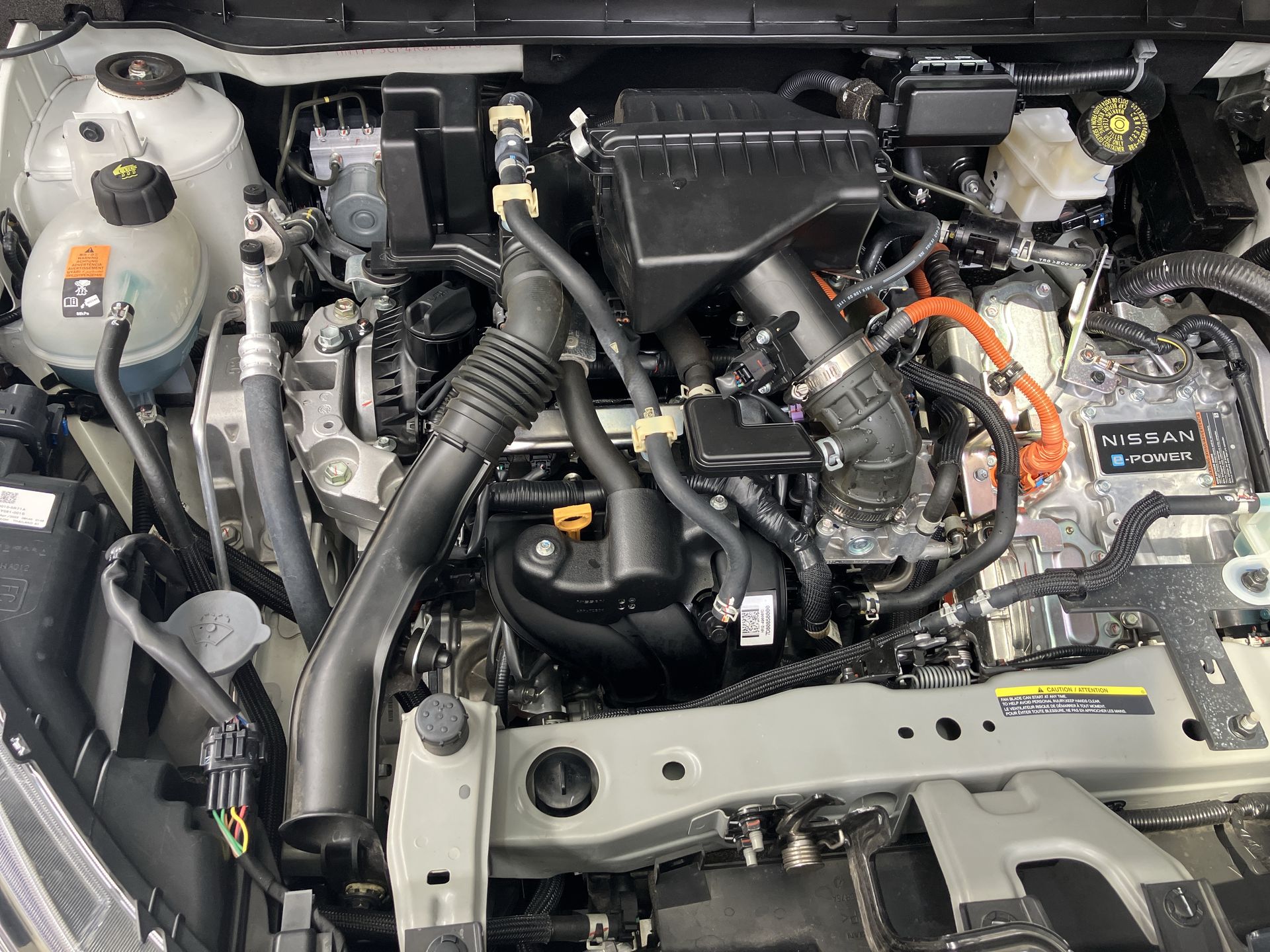 2024 Nissan KICKS E-POWER PLATINUM E-POWER 24