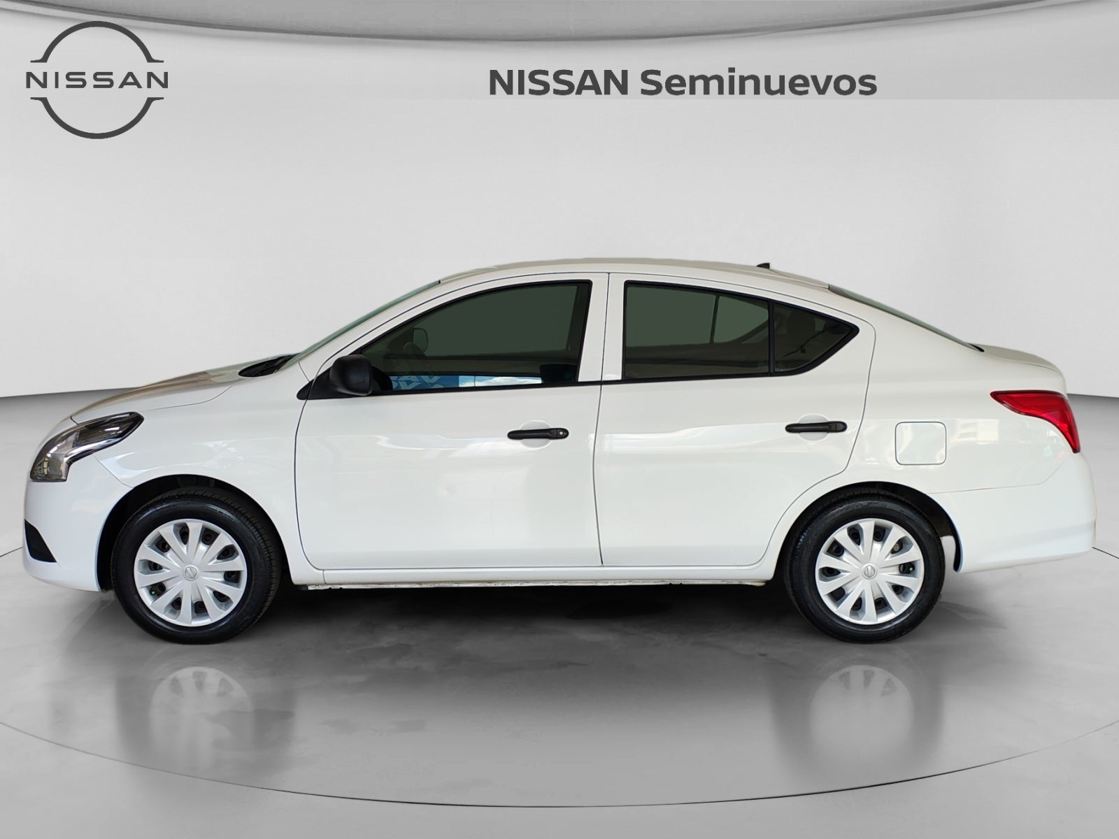 2019 Nissan VERSA MT AC 1.6L