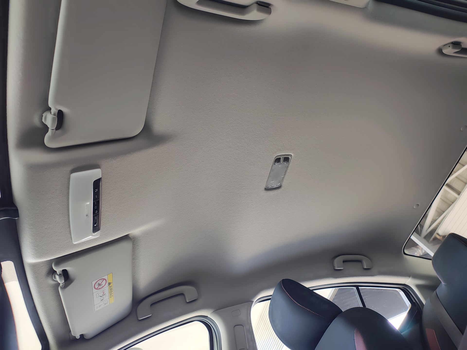 2025 Nissan VERSA SR CVT 25