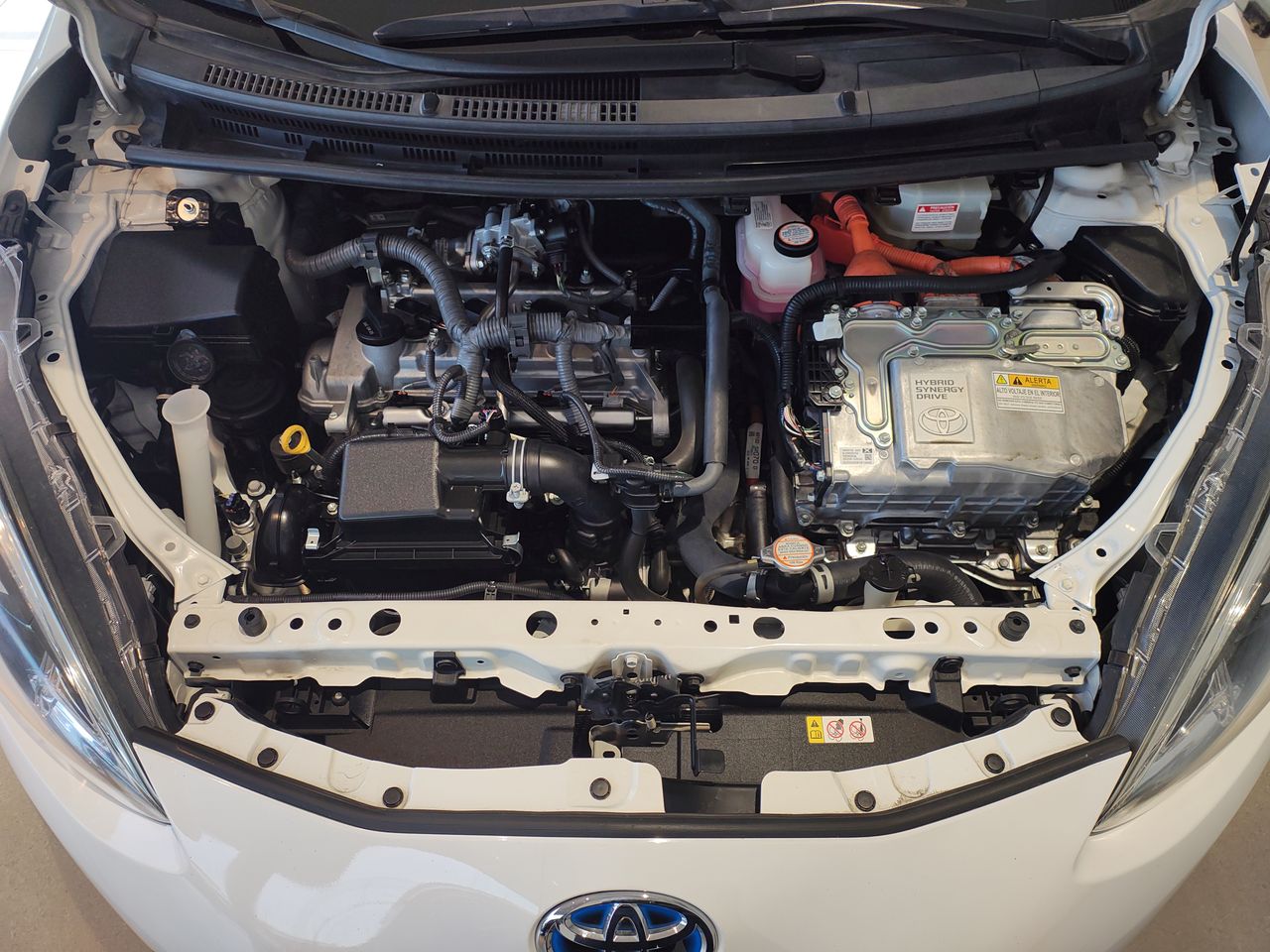 2019 Toyota PRIUS 1.5 HYBRID AUTO