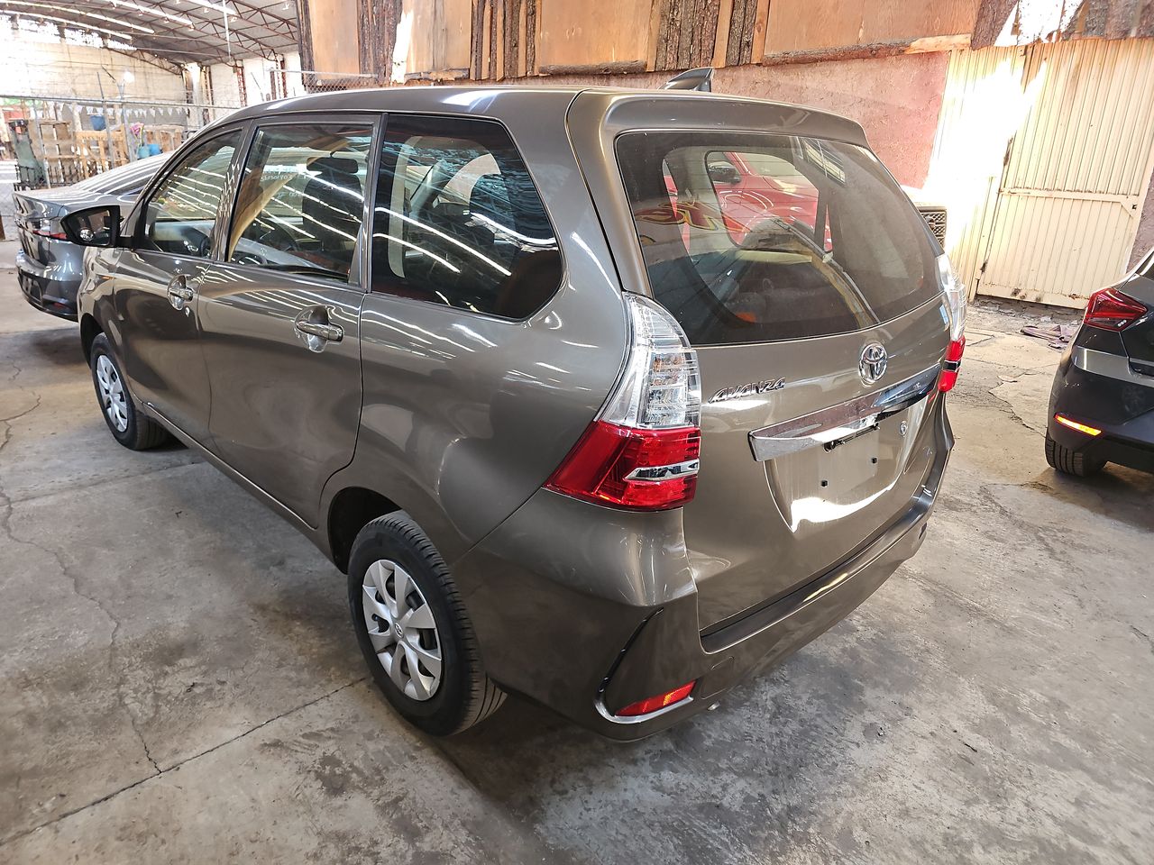 2021 Toyota AVANZA LE MT