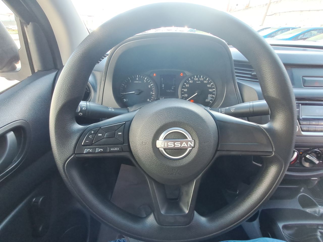 2024 Nissan NP300 NP300 CHASIS TM AC 24