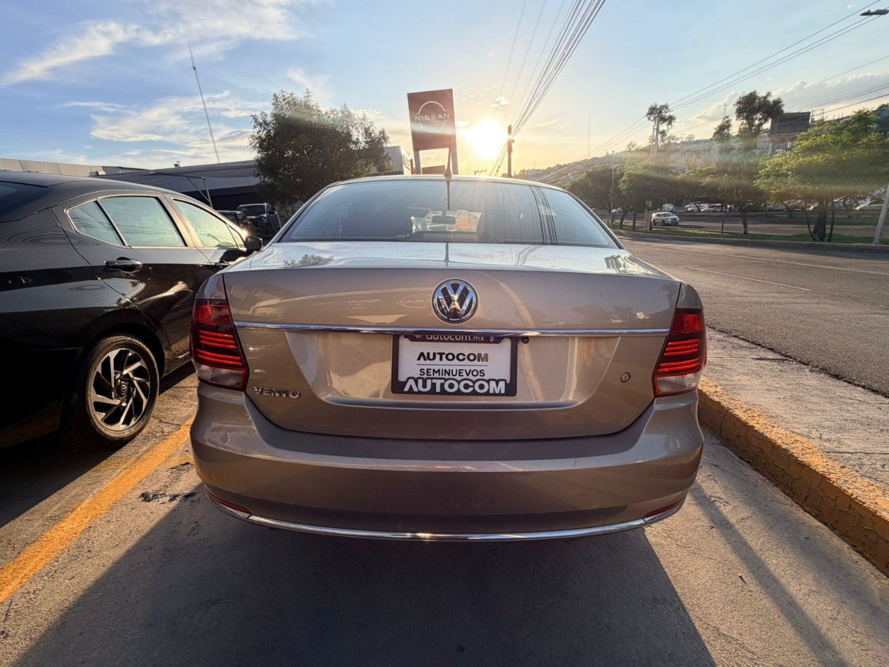 2018 Volkswagen VENTO VENTO COMFORTLINE STD