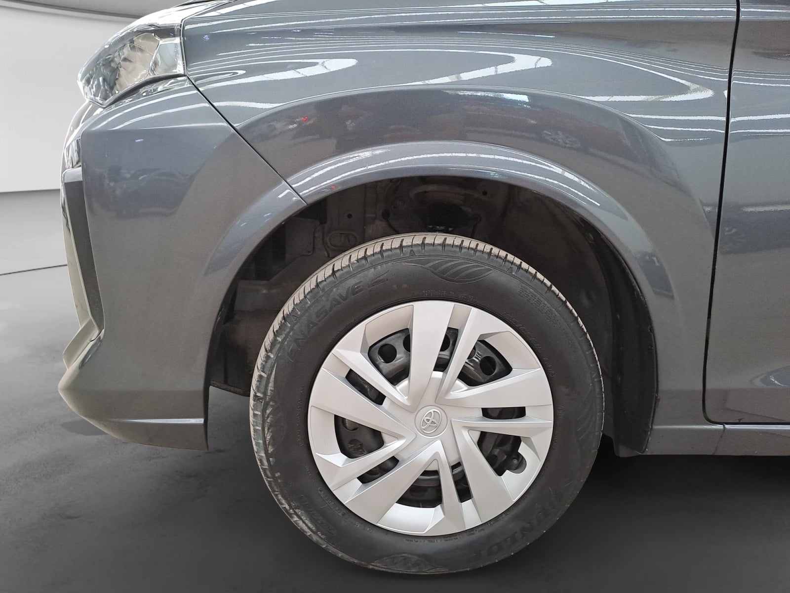 2022 Toyota AVANZA LE MT