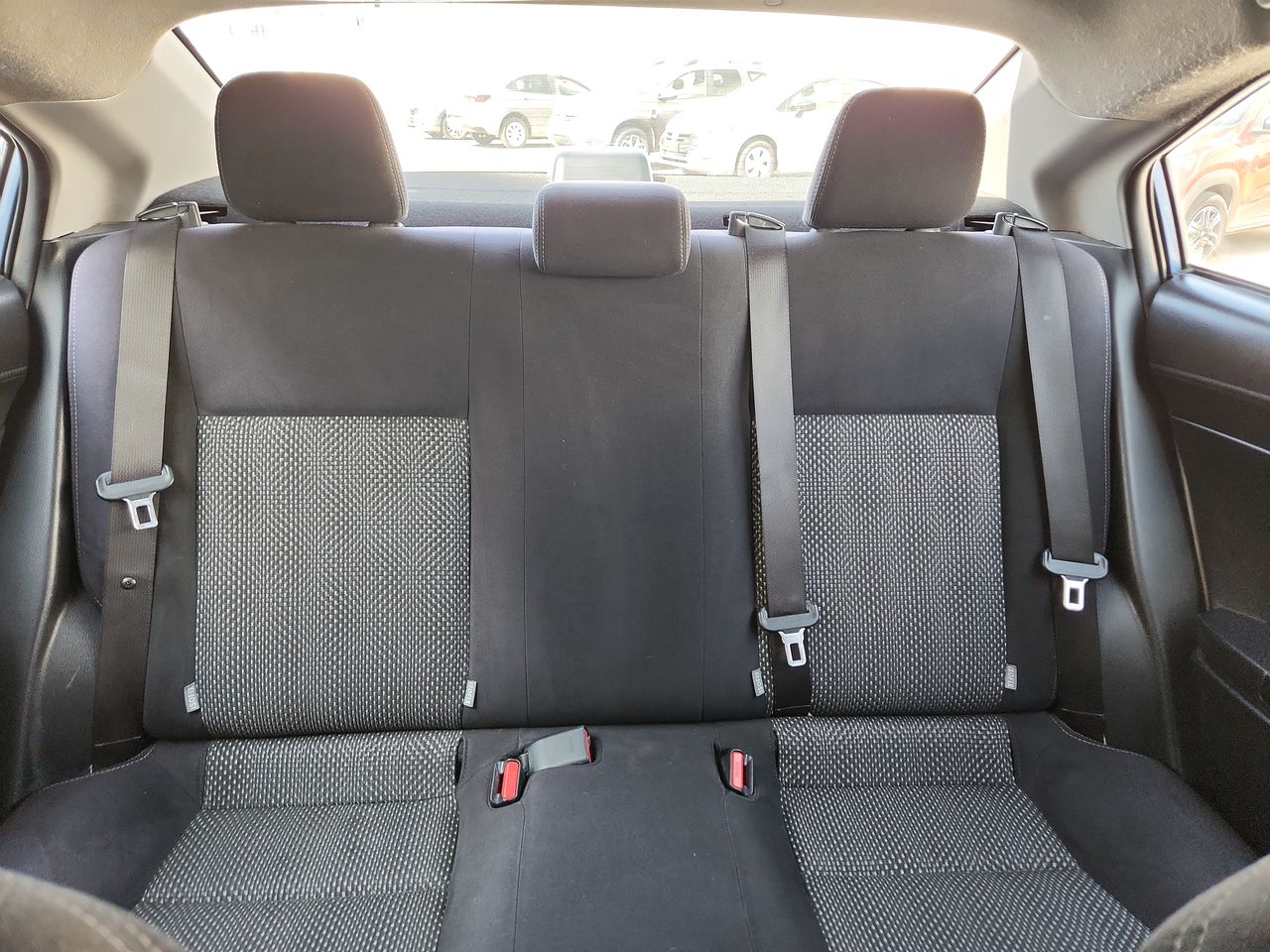 2017 Toyota YARIS SEDAN CORE CVT