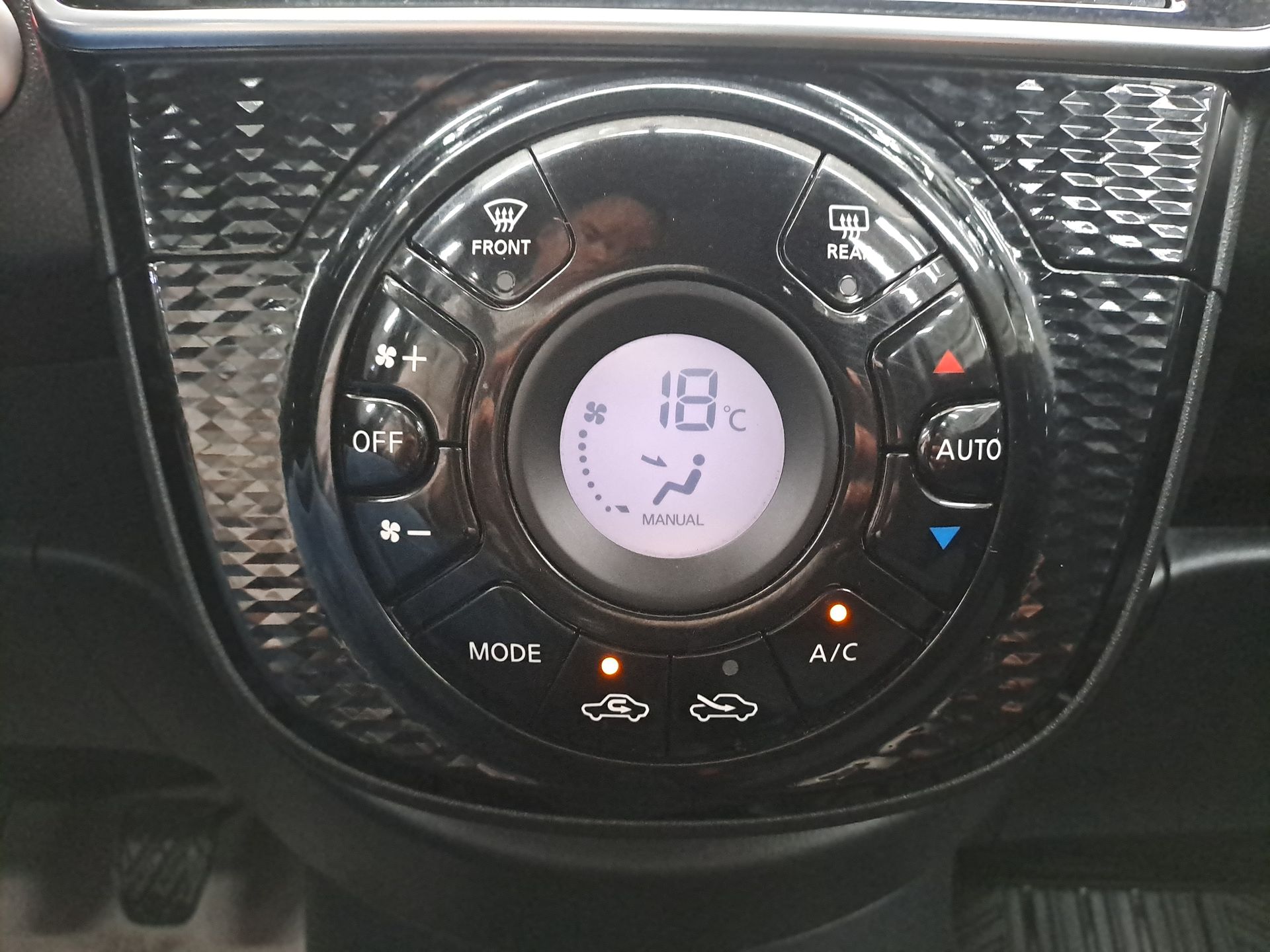2024 Nissan MARCH MARCH EXCLUSIVE TM BI-TONO 24