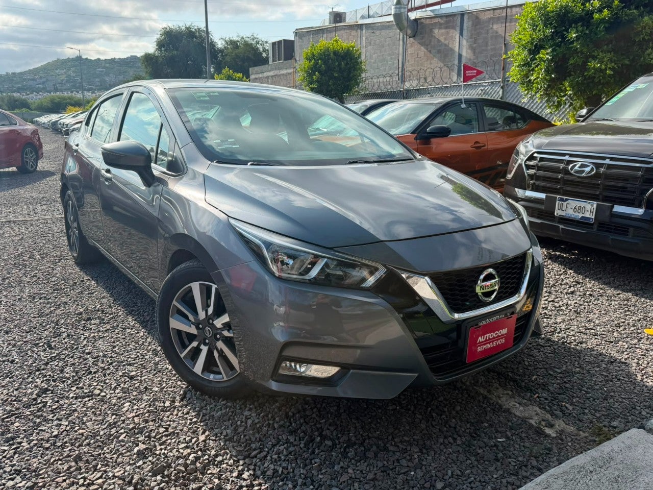 2020 Nissan VERSA ADVANCE CVT