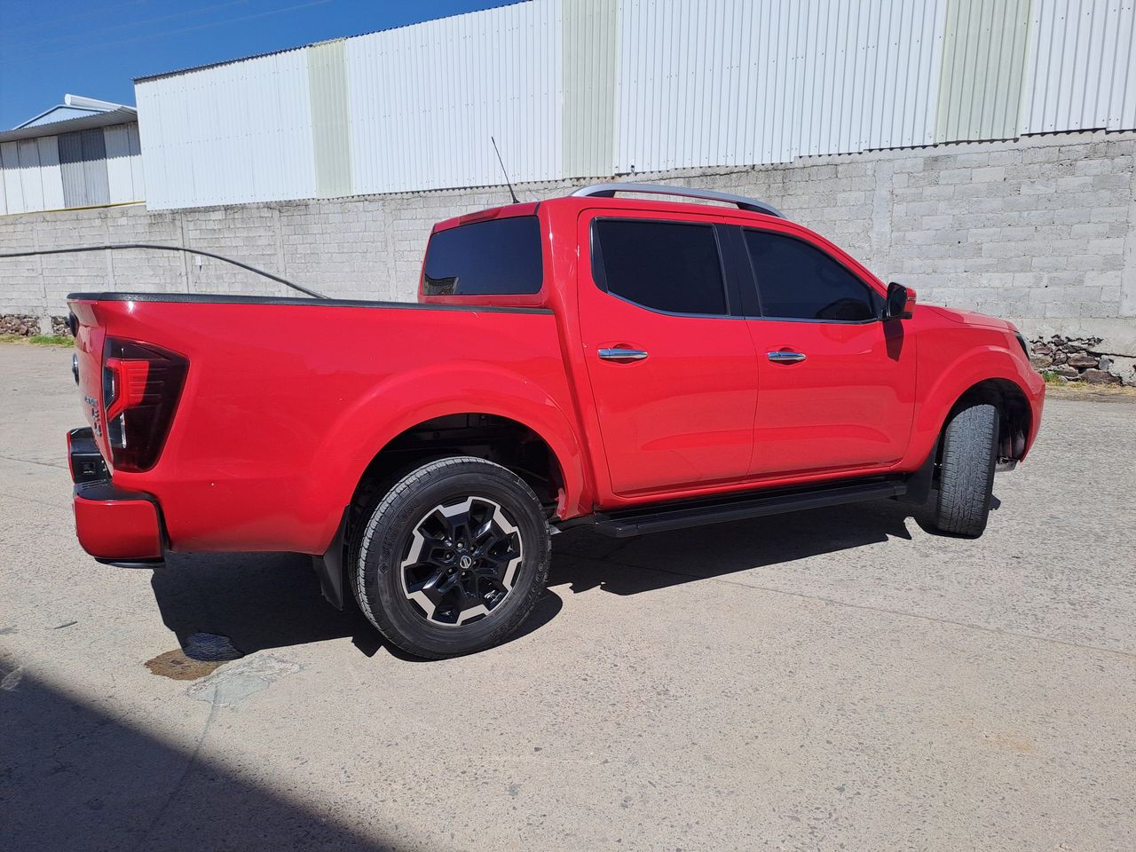 2021 Nissan FRONTIER PLATINUM LE TA 21