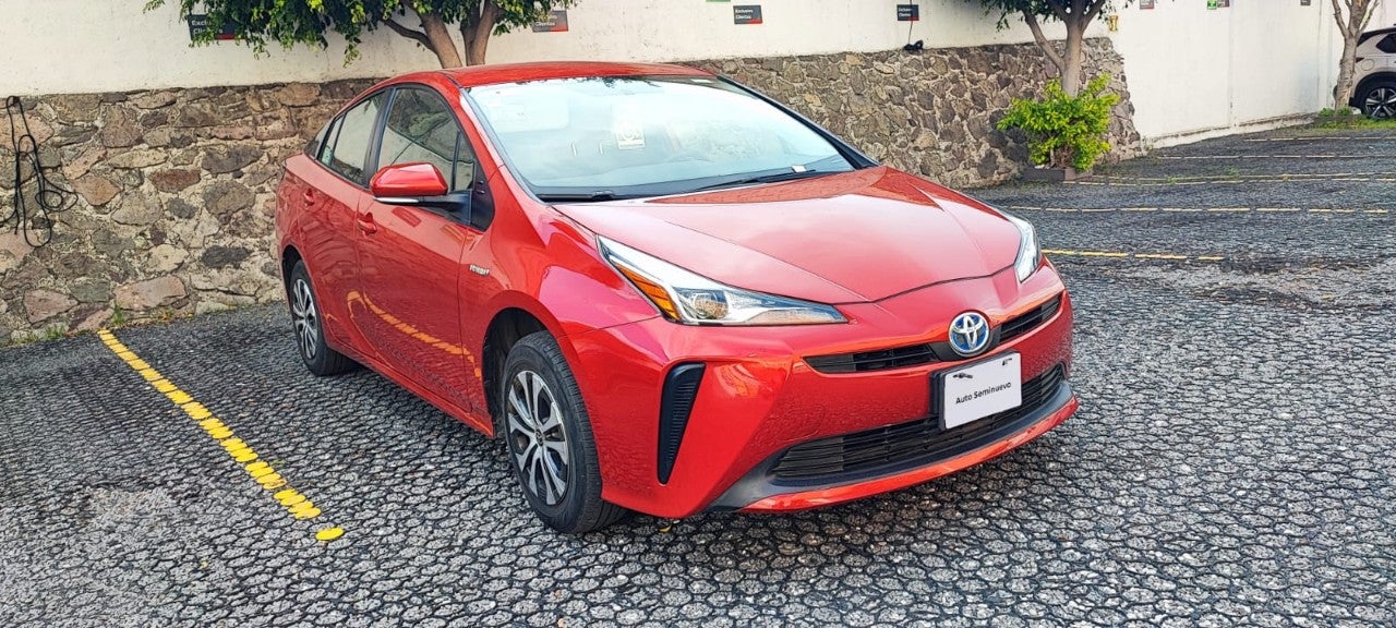 2022 Toyota PRIUS BASE