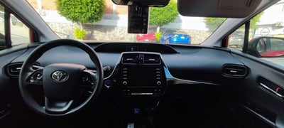 2022 Toyota PRIUS BASE