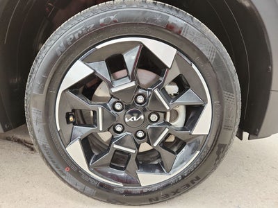 2024 Kia SONET SX IVT