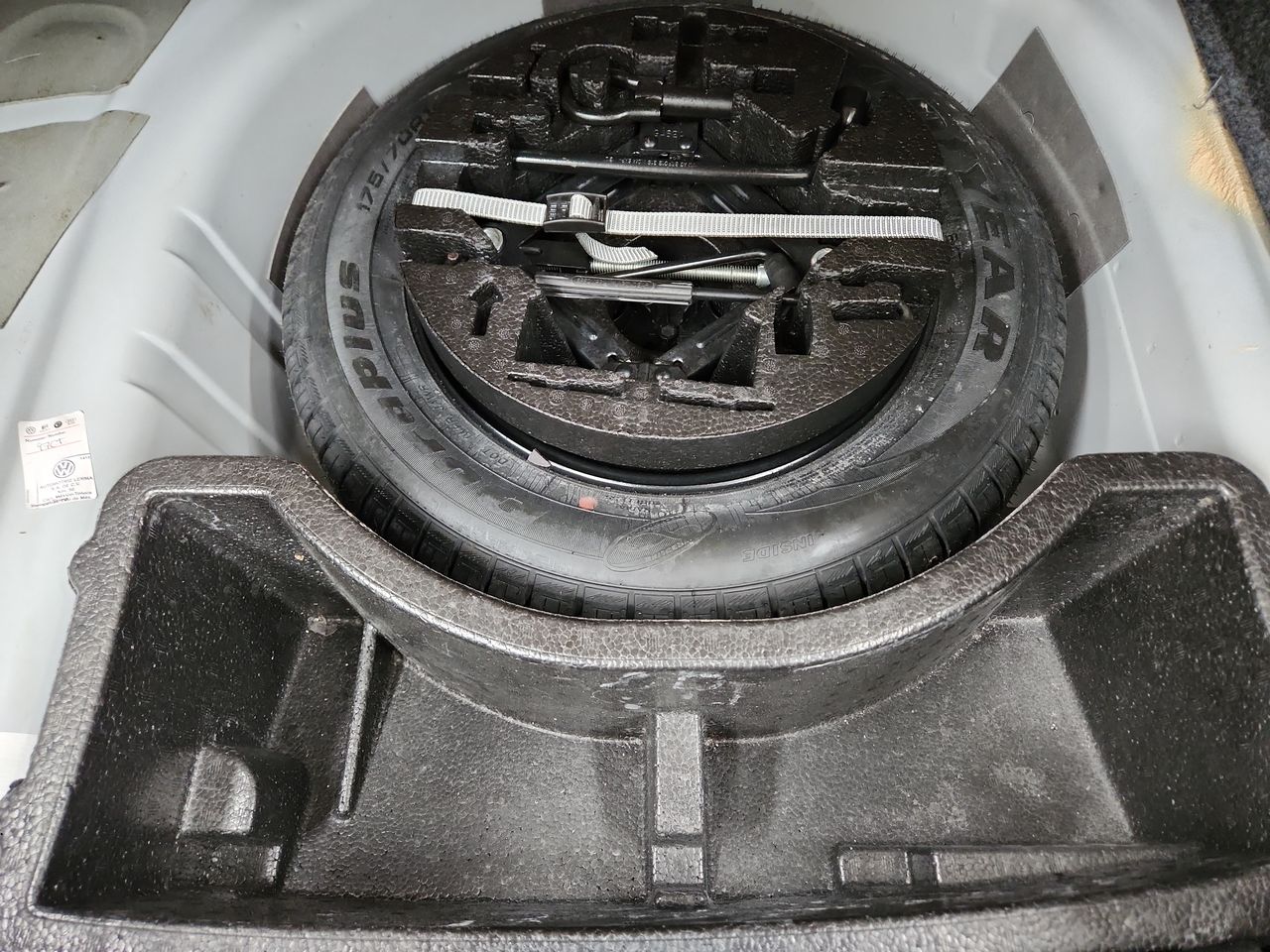 2017 Volkswagen VENTO TIPTRONIC