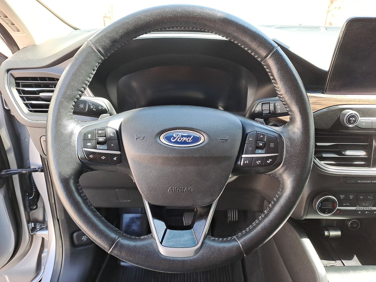 2020 Ford ESCAPE TITANIUM ECOBOOST 2.0L