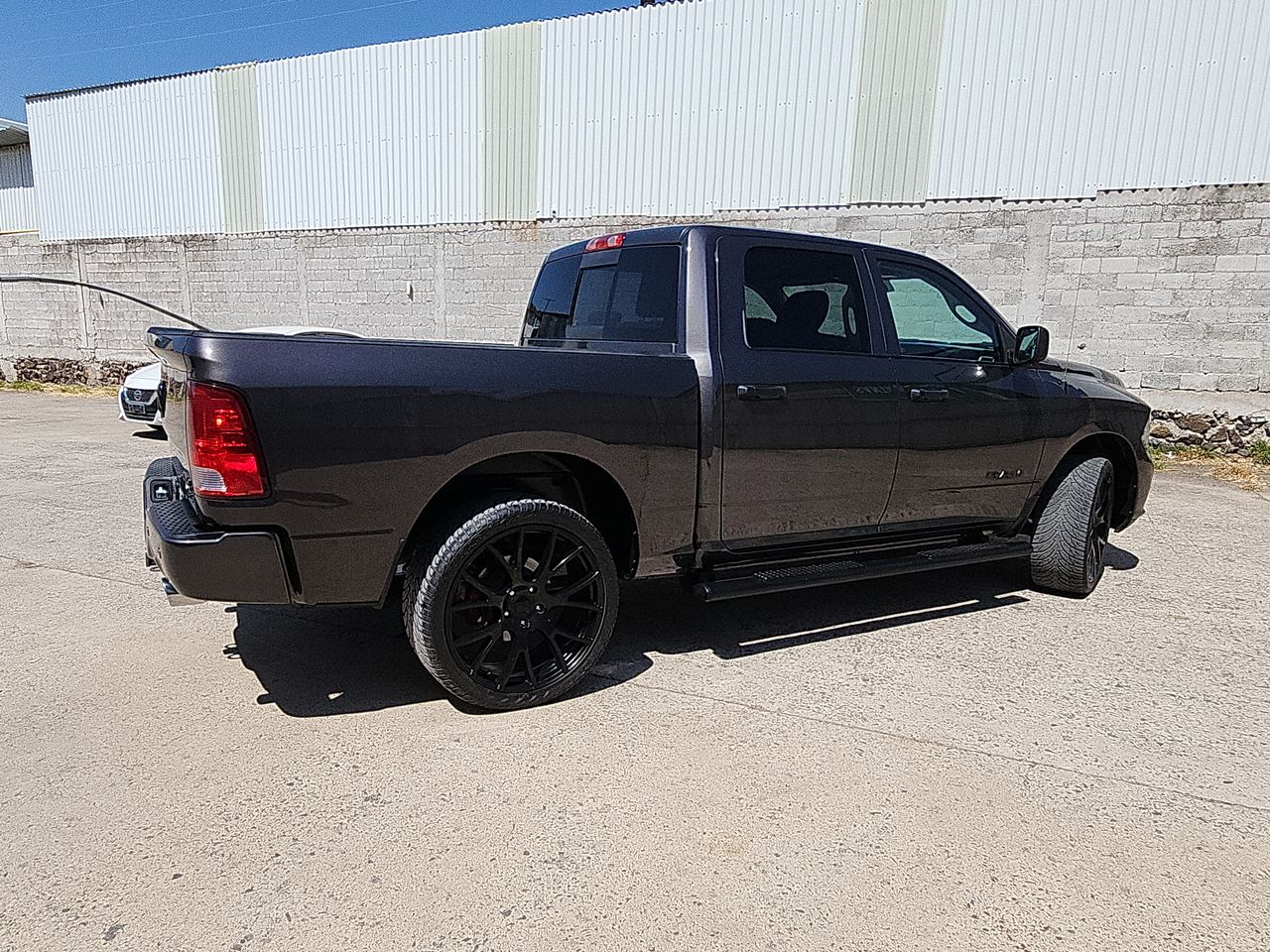 2023 RAM 1500 HEMI SPORT CREW CAB 4X4 V8 8AT