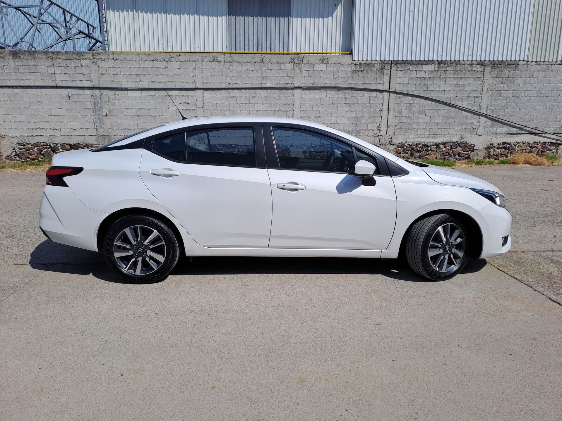 2024 Nissan VERSA ADVANCE CVT 24