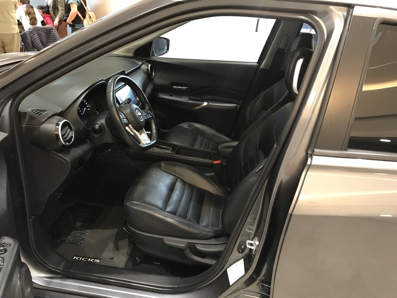 2023 Nissan KICKS PLATINUM 1.6 LTS CVT 23