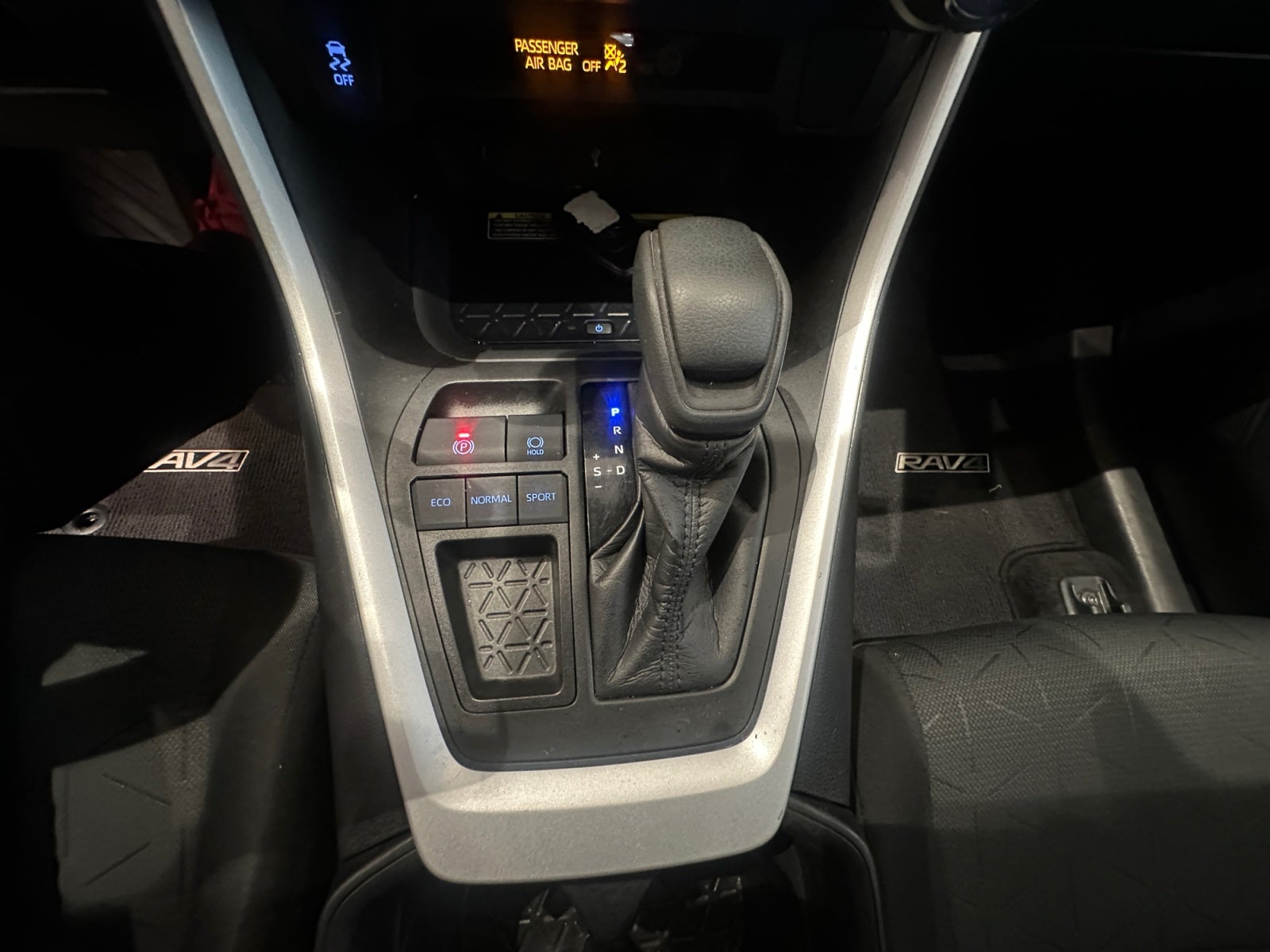 2021 Toyota RAV4 RAV4 AWD XLE