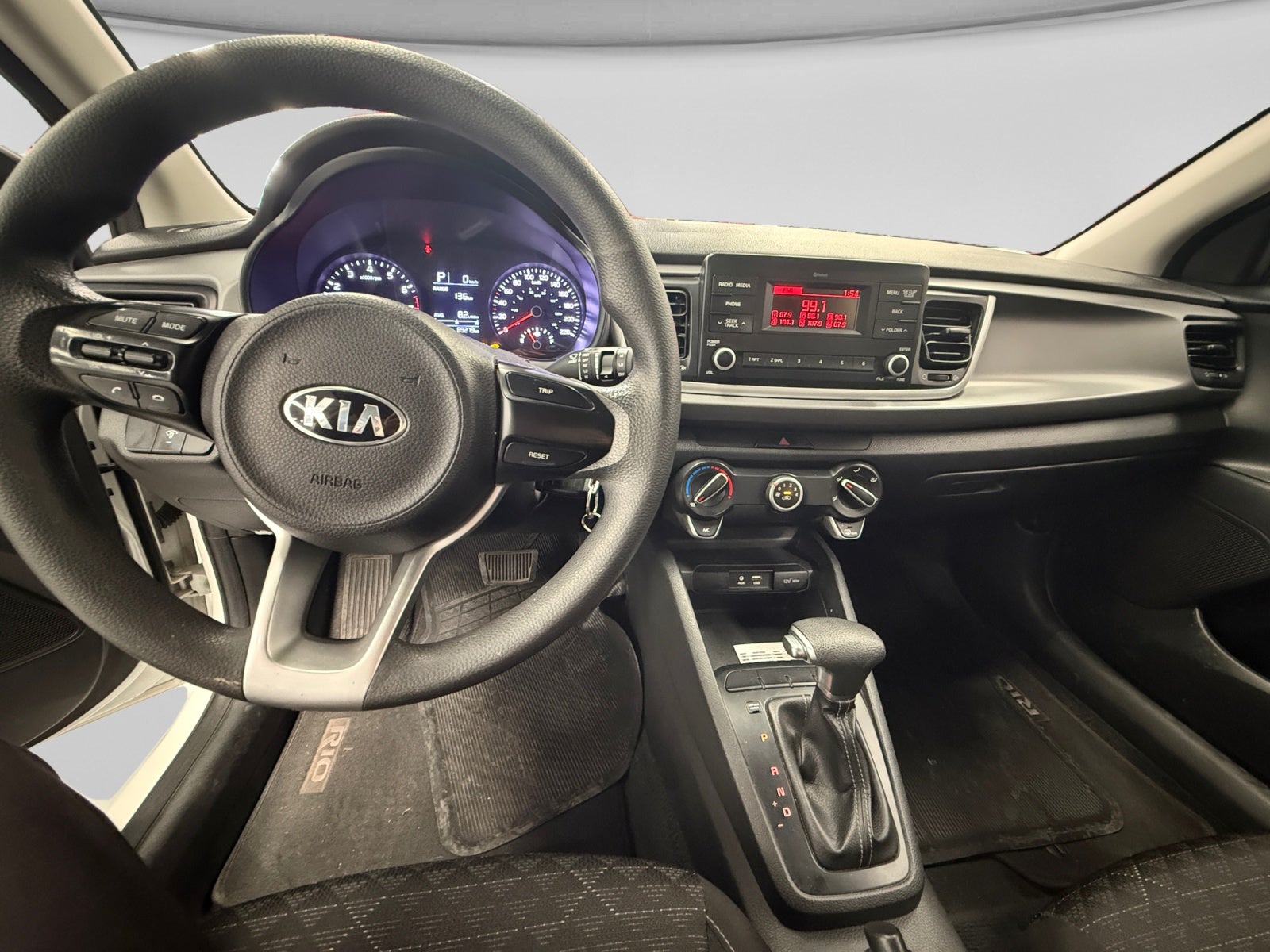2018 Kia RIO LX 1.6 AT