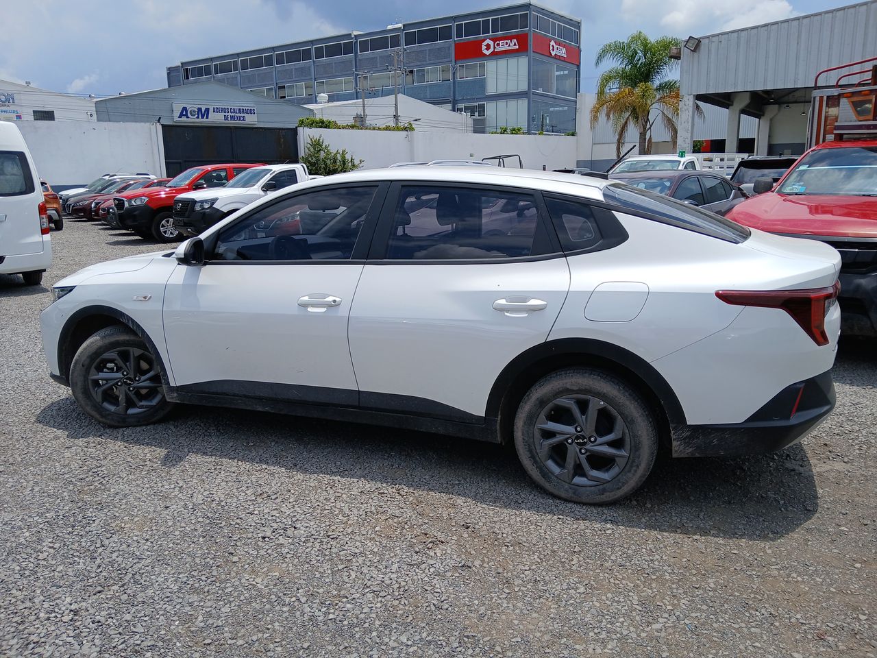 2024 Kia K3 LX MT
