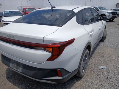 2024 Kia K3 LX MT